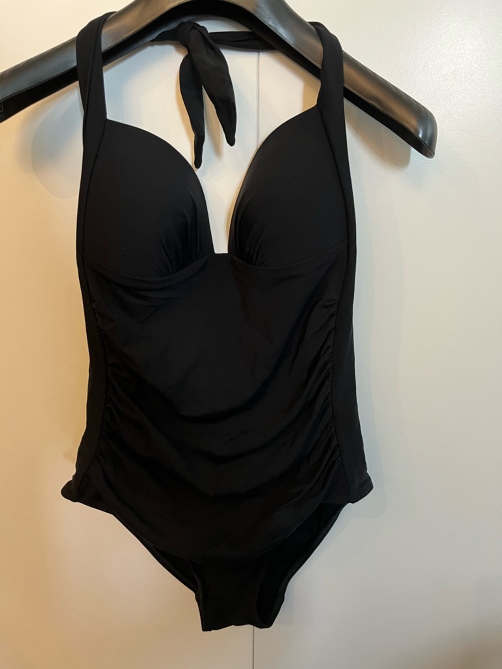 Jet's Australia Black Halter One-Piece Swimsuit, size 6